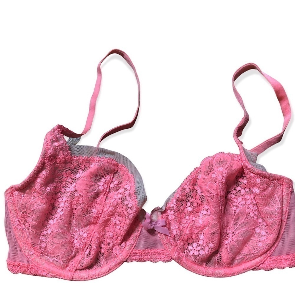 Victoria’s Secret bra pink lace sheer bra 32D Demi-buste
